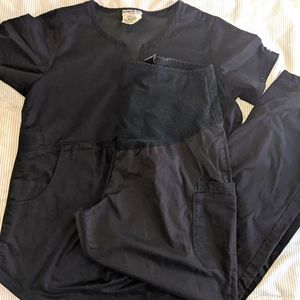 Buttersoft black Maternity scrub set
